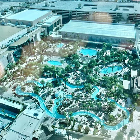 Penthouse Studio Mgm Signature Las Vegas No Resort Fees, 1 Vehicle Free Valet